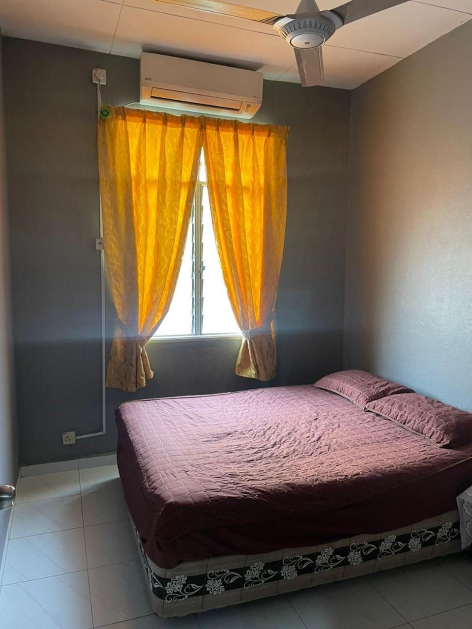 Aqil Homestay Lunas Kulim For Mslim Only Exterior foto